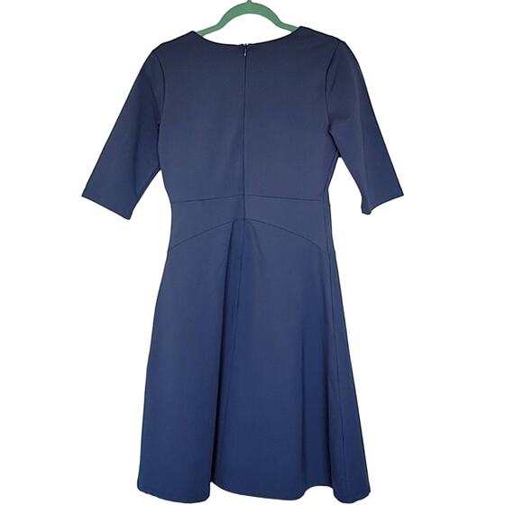 Betabrand Shapeline A+ Compression Travel Dress, M - Picture 3 of 9